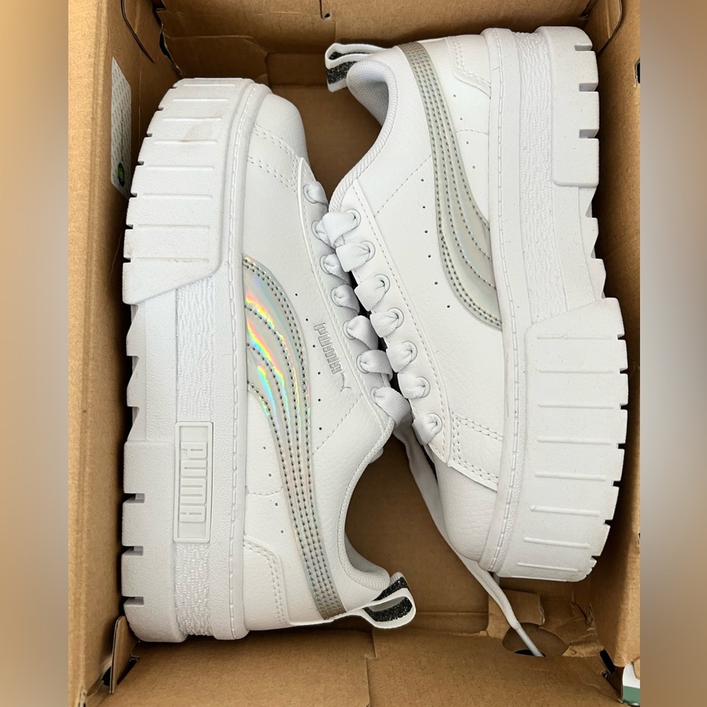 Kids size 4 iridescent platform shoes